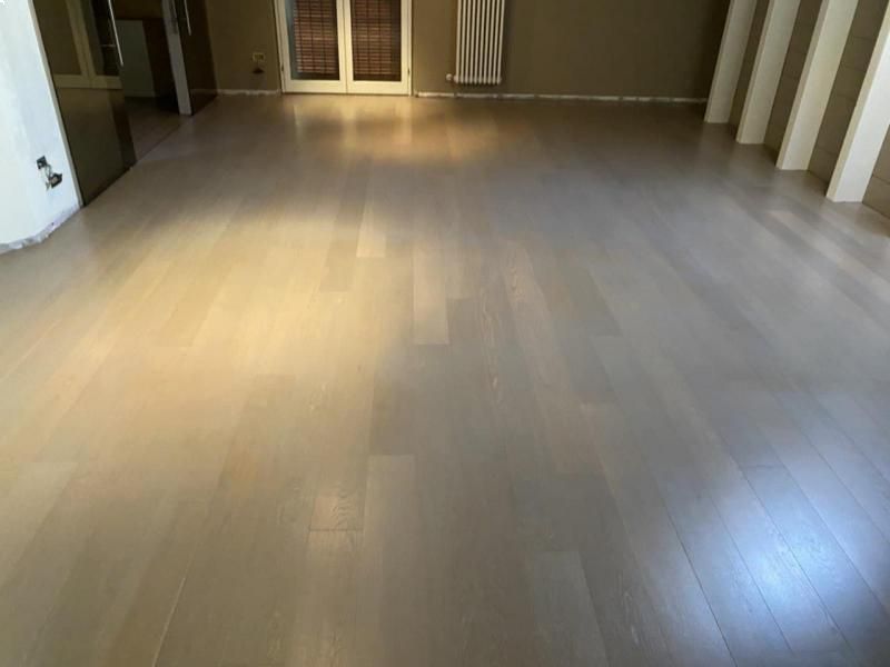 Abitazione privata – pavimento in Rovere tinto Ash